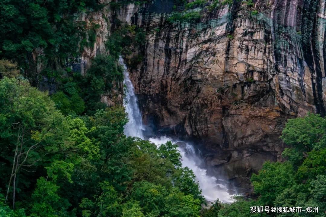 焦裕禄42岁患癌去世,留下6个孩子,如今个个都是“人中龙凤”